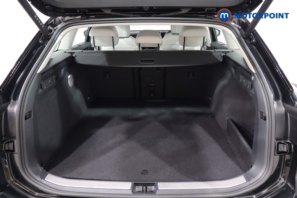Volkswagen Passat Life Automatic Petrol Plug-In Hybrid Estate - Stock Number (1573326) - 41st supplementary image