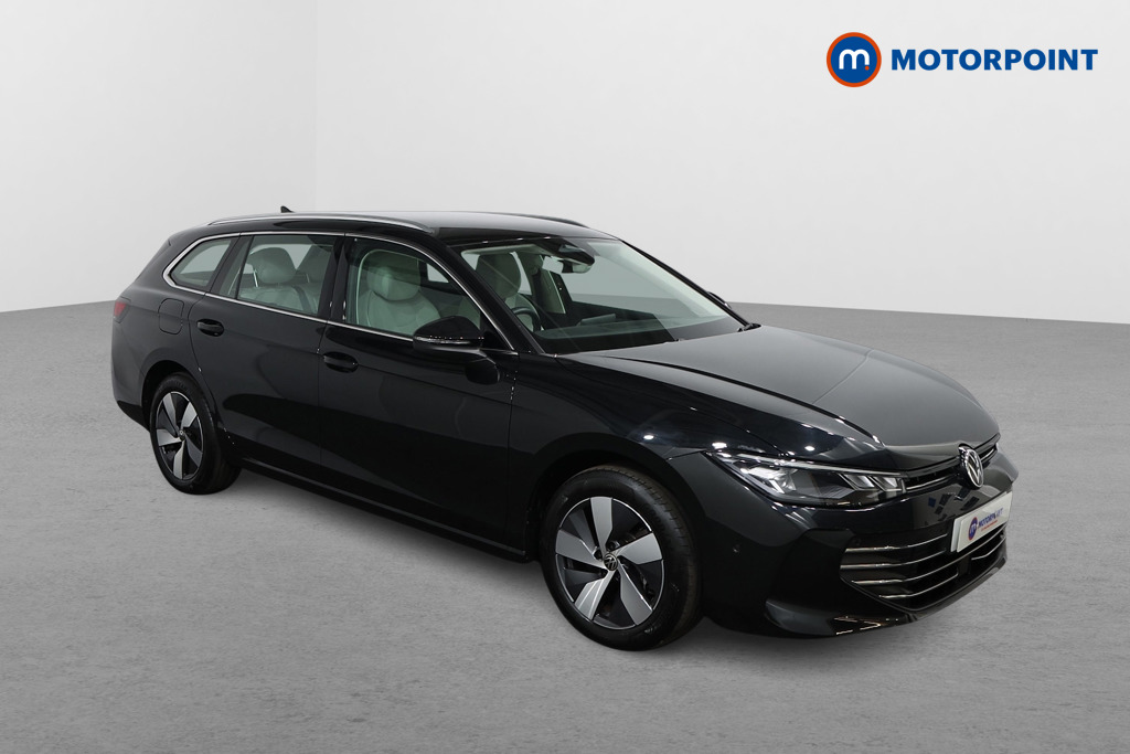 Volkswagen Passat Life Automatic Petrol Plug-In Hybrid Estate - Stock Number (1573326) - Drivers side front corner