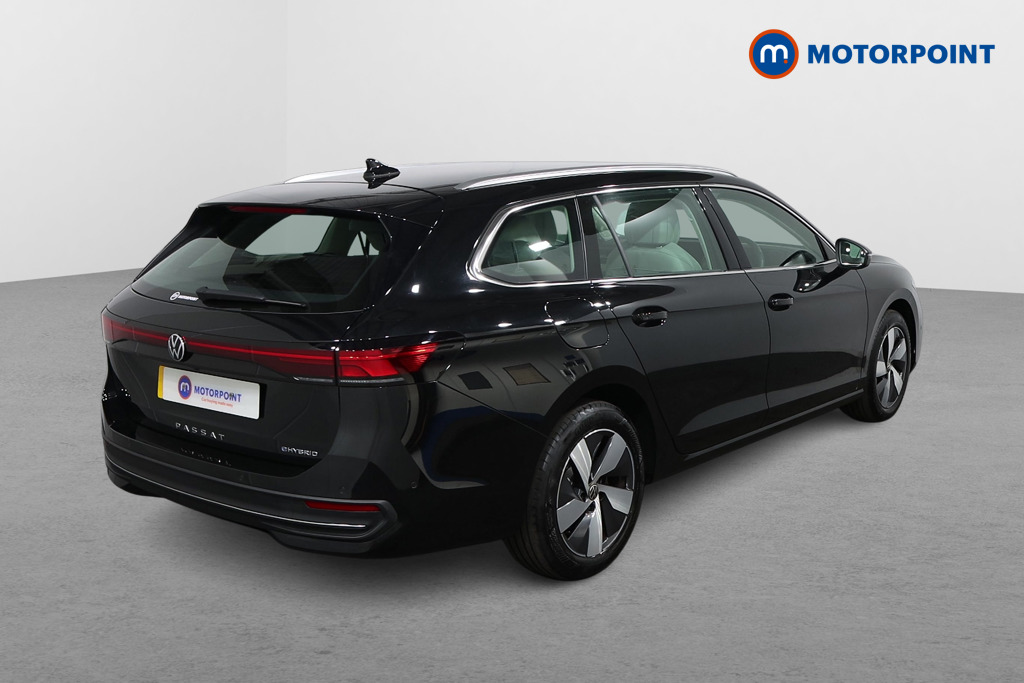 Volkswagen Passat Life Automatic Petrol Plug-In Hybrid Estate - Stock Number (1573326) - Drivers side rear corner