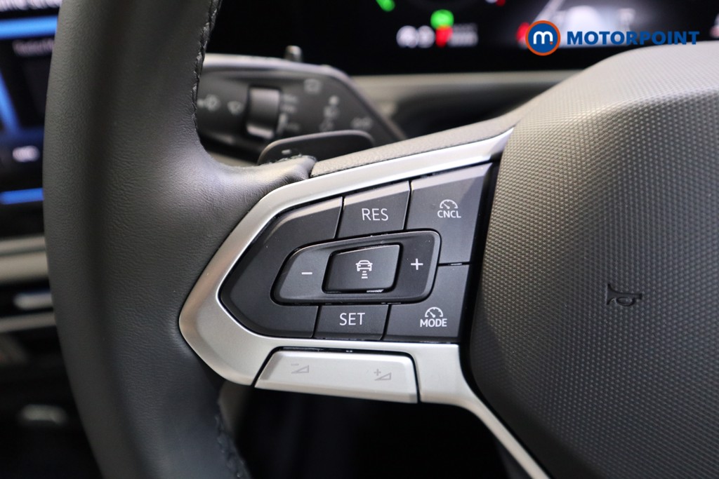 Volkswagen Passat Life Automatic Petrol Plug-In Hybrid Estate - Stock Number (1573342) - 3rd supplementary image