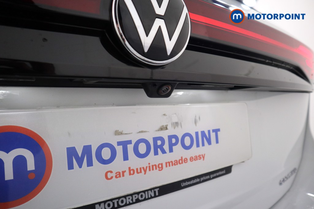Volkswagen Passat Life Automatic Petrol Plug-In Hybrid Estate - Stock Number (1573342) - 21st supplementary image