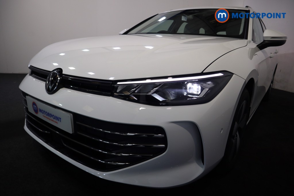Volkswagen Passat Life Automatic Petrol Plug-In Hybrid Estate - Stock Number (1573342) - 26th supplementary image