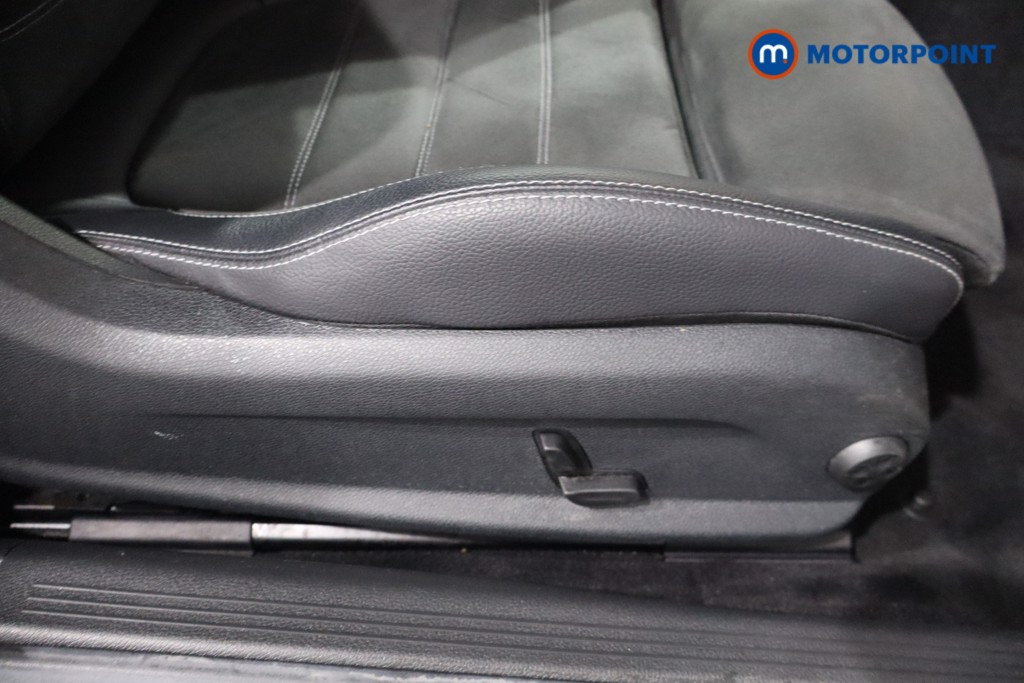 Mercedes-Benz C Class Amg Line Automatic Petrol Coupe - Stock Number (1573732) - 22nd supplementary image