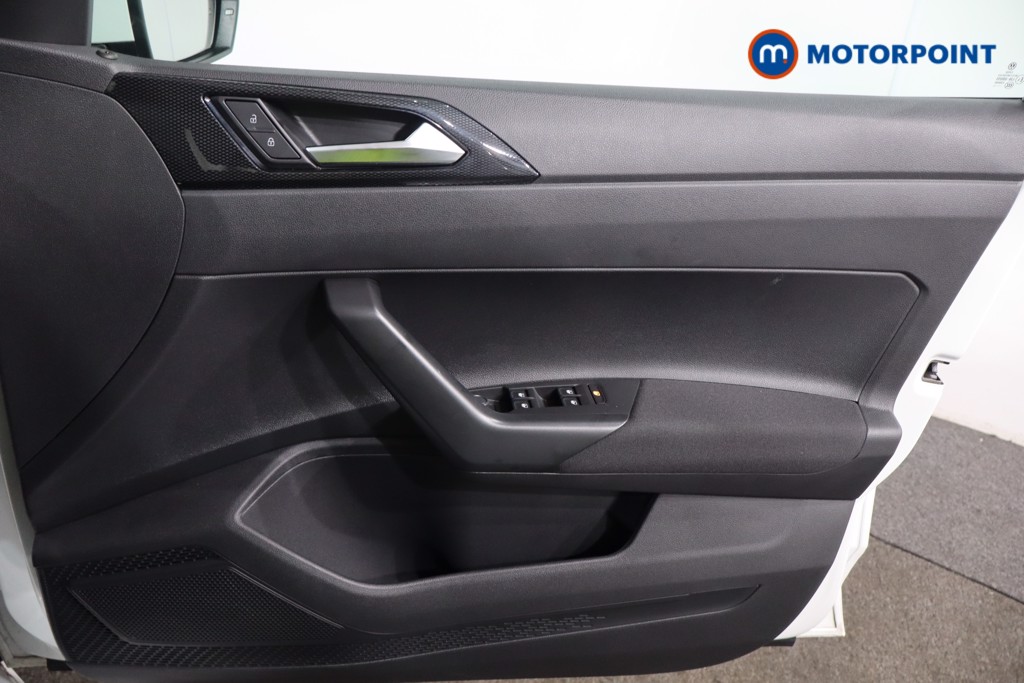Volkswagen Polo Life Manual Petrol Hatchback - Stock Number (1573877) - 24th supplementary image