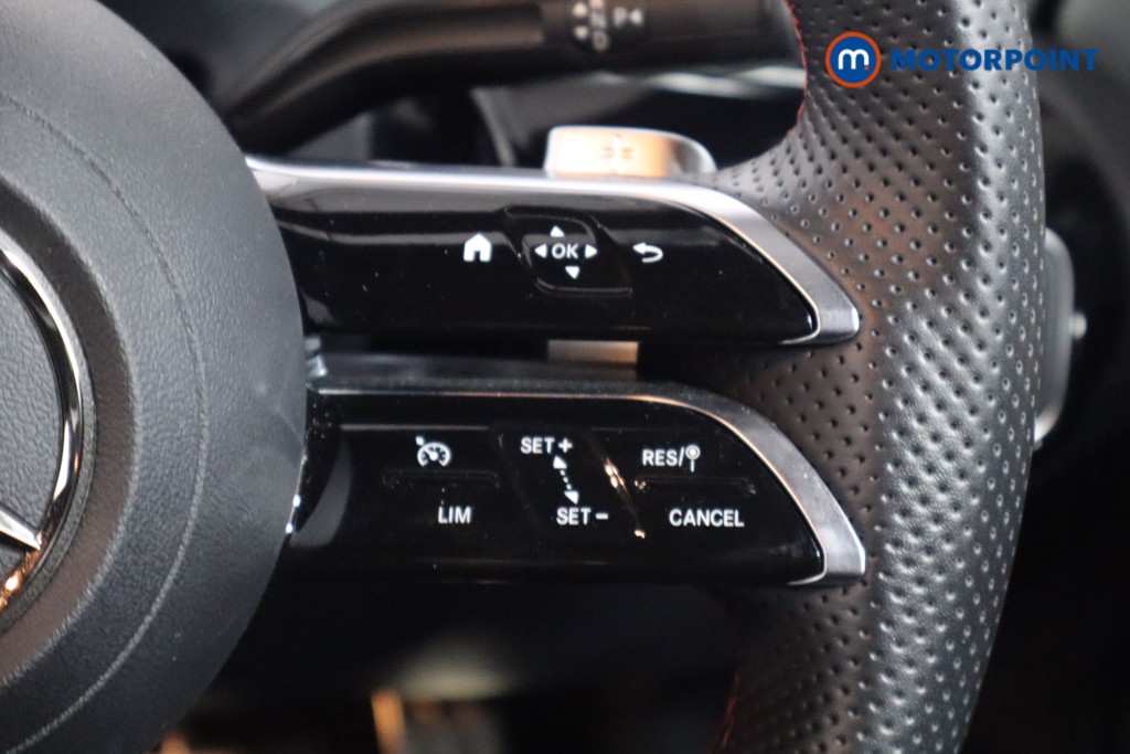 Mercedes-Benz A Class Amg Line Automatic Petrol Saloon - Stock Number (1573969) - 8th supplementary image