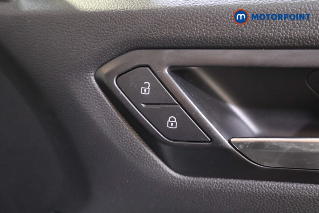 Volkswagen T-Roc R-Line Automatic Petrol SUV - Stock Number (1574023) - 10th supplementary image
