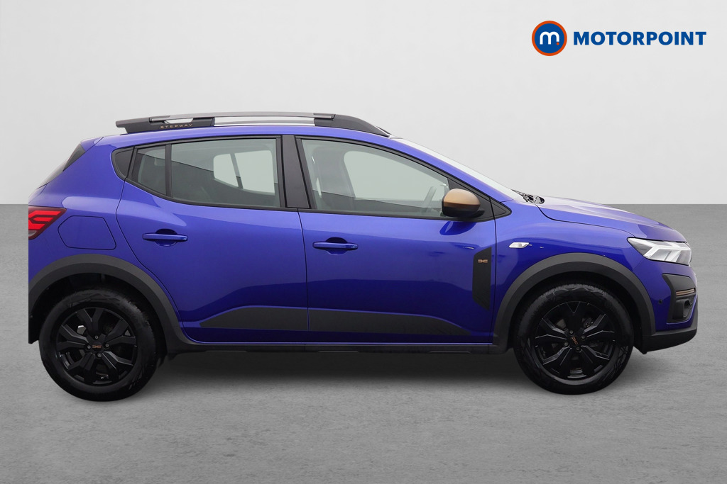 Dacia Sandero Stepway Extreme Manual Petrol Hatchback - Stock Number (1574224) - Drivers side