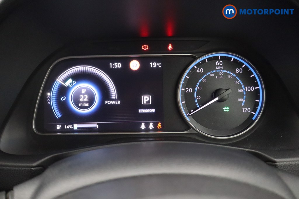 Nissan Leaf N-Connecta Automatic Electric Hatchback - Stock Number (1544365) - 5th supplementary image