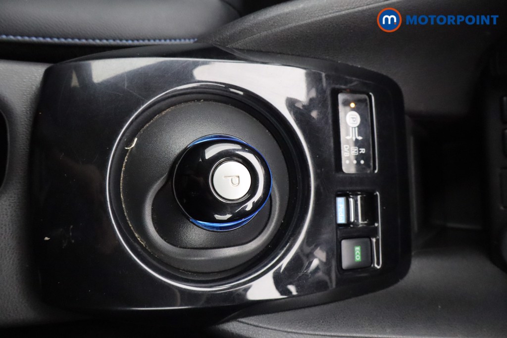 Nissan Leaf N-Connecta Automatic Electric Hatchback - Stock Number (1544365) - 8th supplementary image