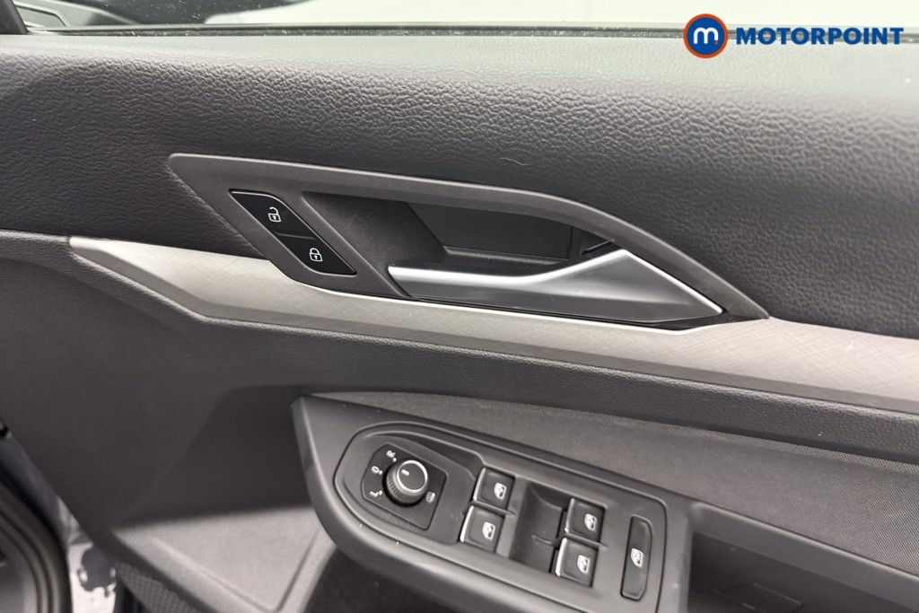 Volkswagen Golf Life Manual Petrol Hatchback - Stock Number (1563403) - 9th supplementary image