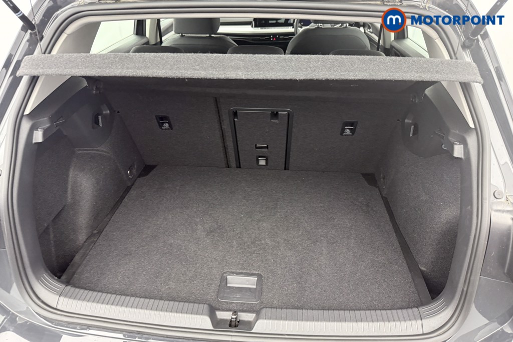 Volkswagen Golf Life Manual Petrol Hatchback - Stock Number (1563403) - 1st supplementary image