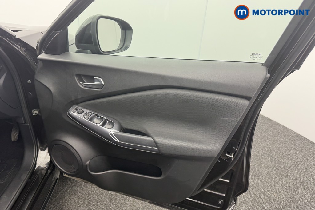 Nissan Juke Acenta Automatic Petrol SUV - Stock Number (1564763) - 7th supplementary image