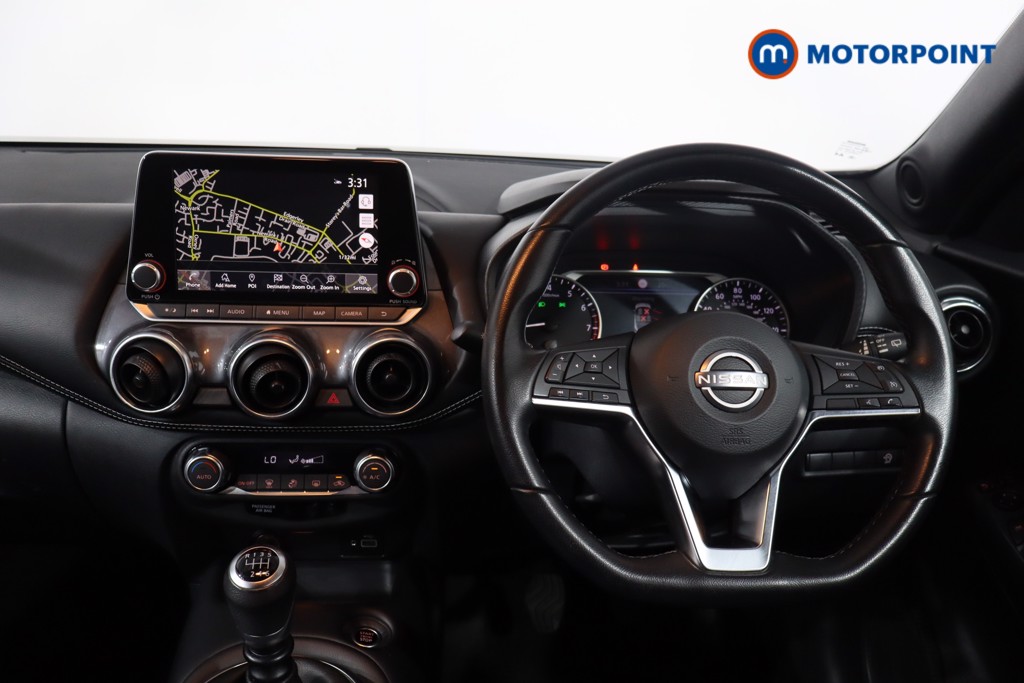 Nissan Juke N-Connecta Manual Petrol SUV - Stock Number (1566143) - 3rd supplementary image
