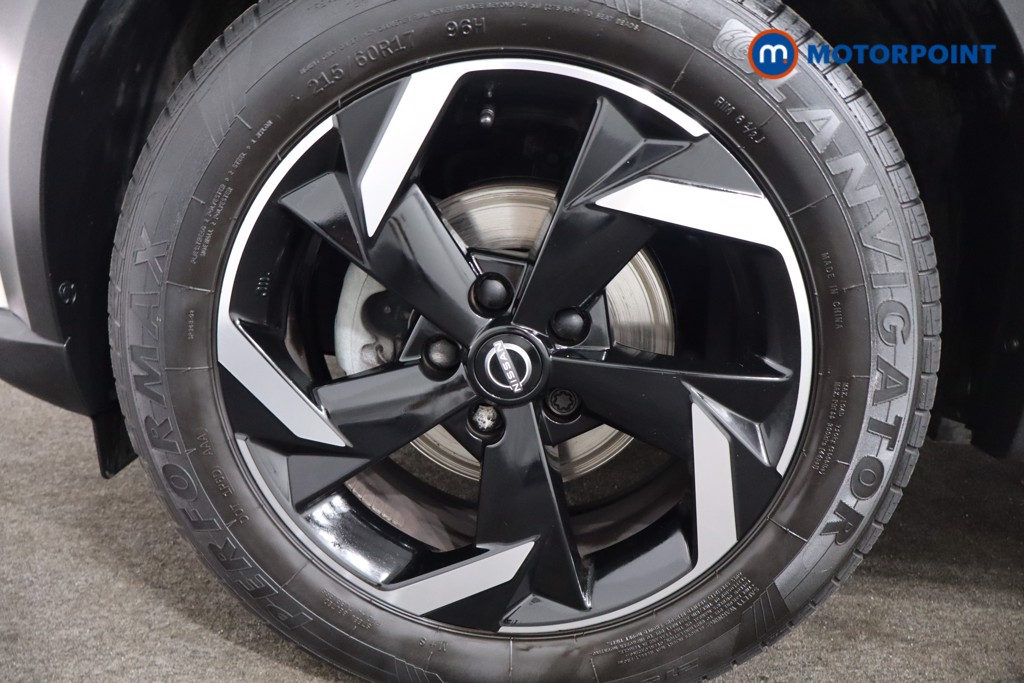 Nissan Juke N-Connecta Manual Petrol SUV - Stock Number (1566143) - 12th supplementary image