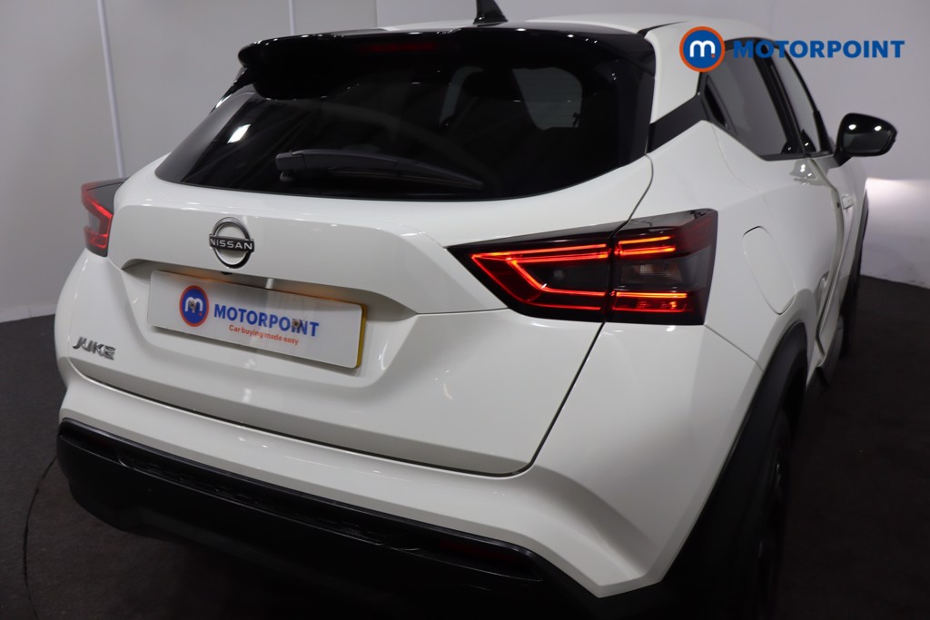 Nissan Juke N-Connecta Manual Petrol SUV - Stock Number (1566143) - 30th supplementary image