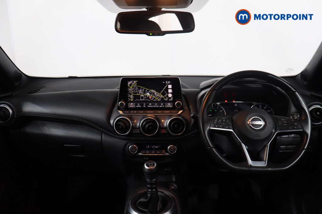 Nissan Juke N-Connecta Manual Petrol SUV - Stock Number (1566143) - 1st supplementary image