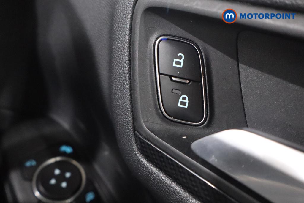 Ford Kuga St-Line Edition Manual Diesel SUV - Stock Number (1566430) - 11th supplementary image