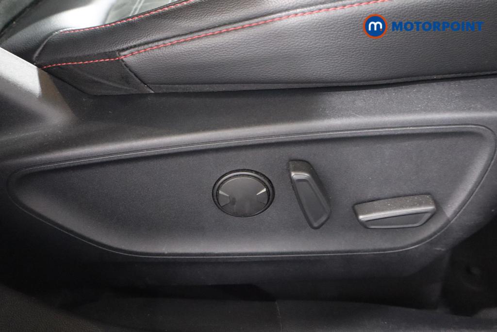Ford Kuga St-Line Edition Manual Diesel SUV - Stock Number (1566430) - 13th supplementary image