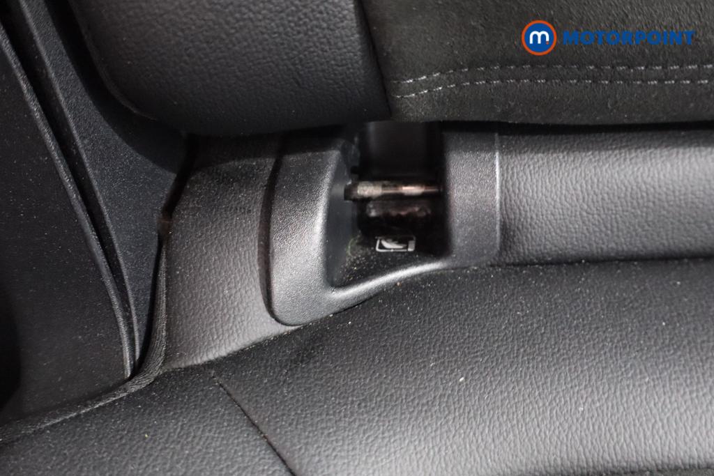 Ford Kuga St-Line Edition Manual Diesel SUV - Stock Number (1566430) - 16th supplementary image
