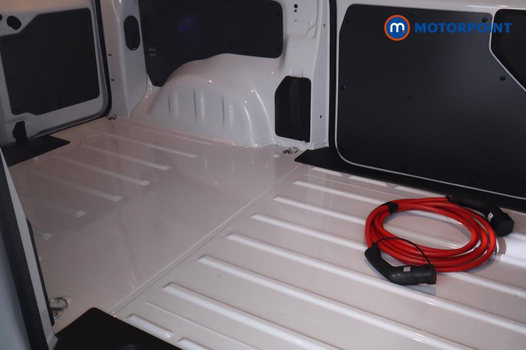 Vauxhall Vivaro Prime Automatic Electric Panel Van - Stock Number (1567279) - 11th supplementary image