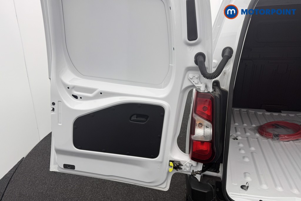 Vauxhall Combo Cargo Prime Automatic Electric Panel Van - Stock Number (1567292) - 3rd supplementary image