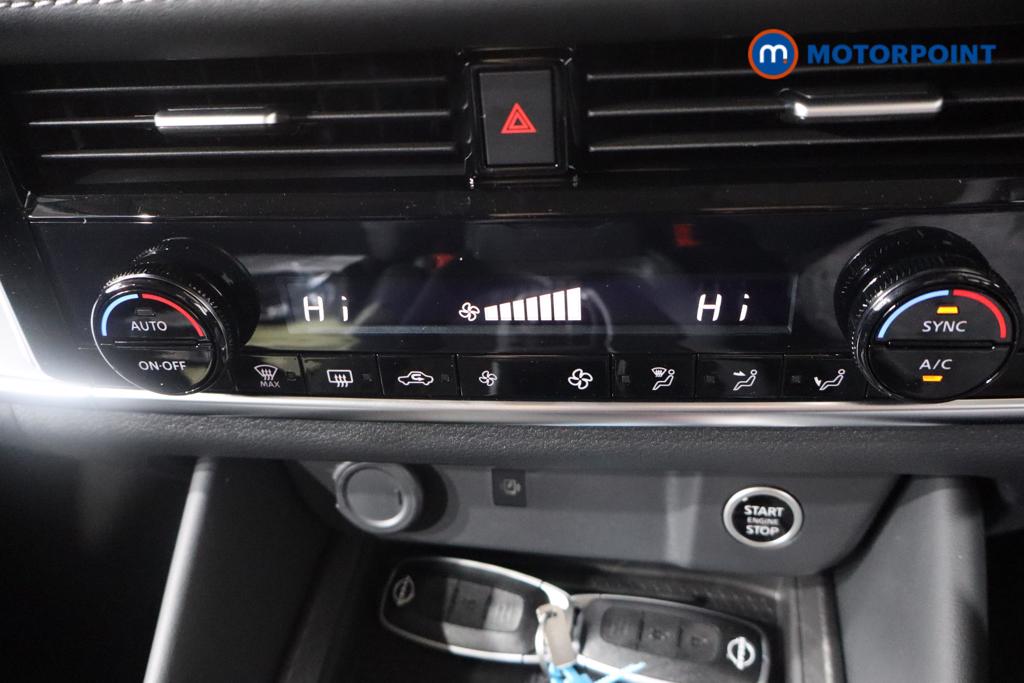 Nissan Qashqai N-Connecta Automatic Petrol SUV - Stock Number (1569484) - 3rd supplementary image