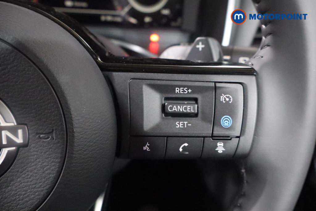 Nissan Qashqai N-Connecta Automatic Petrol SUV - Stock Number (1569484) - 8th supplementary image