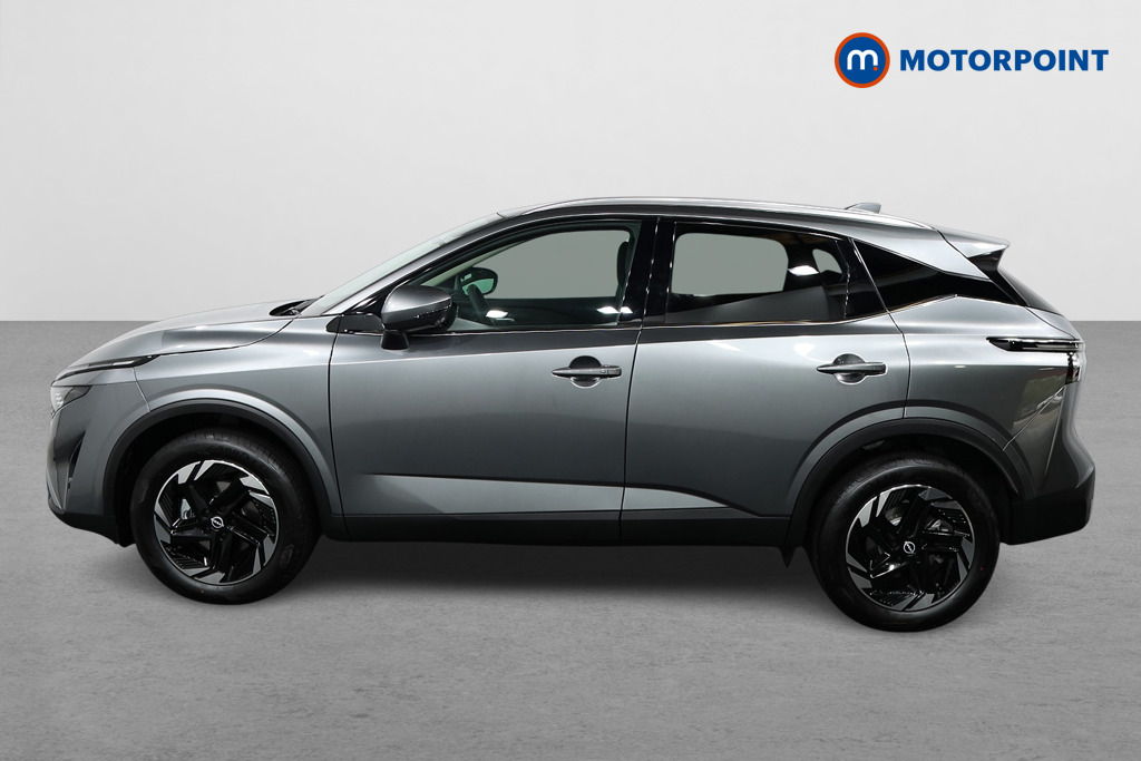 Nissan Qashqai N-Connecta Automatic Petrol SUV - Stock Number (1569484) - Passenger side