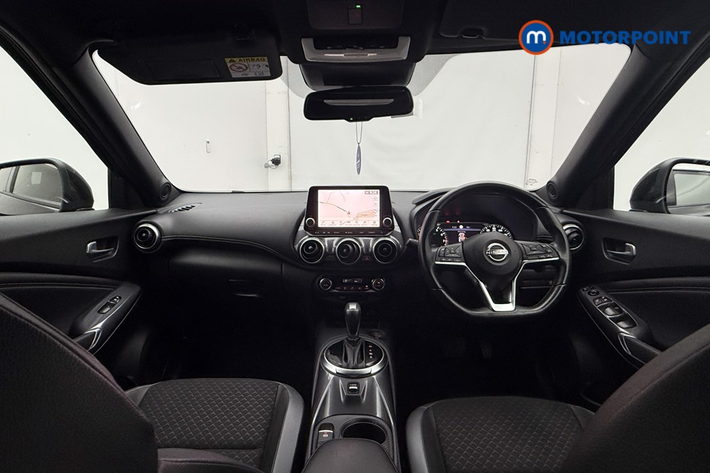Nissan Juke N-Connecta Automatic Petrol SUV - Stock Number (1569823) - 1st supplementary image