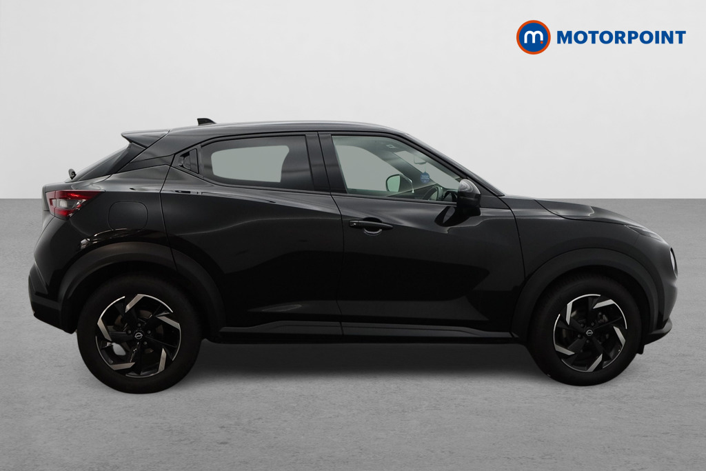 Nissan Juke N-Connecta Automatic Petrol SUV - Stock Number (1569823) - Drivers side