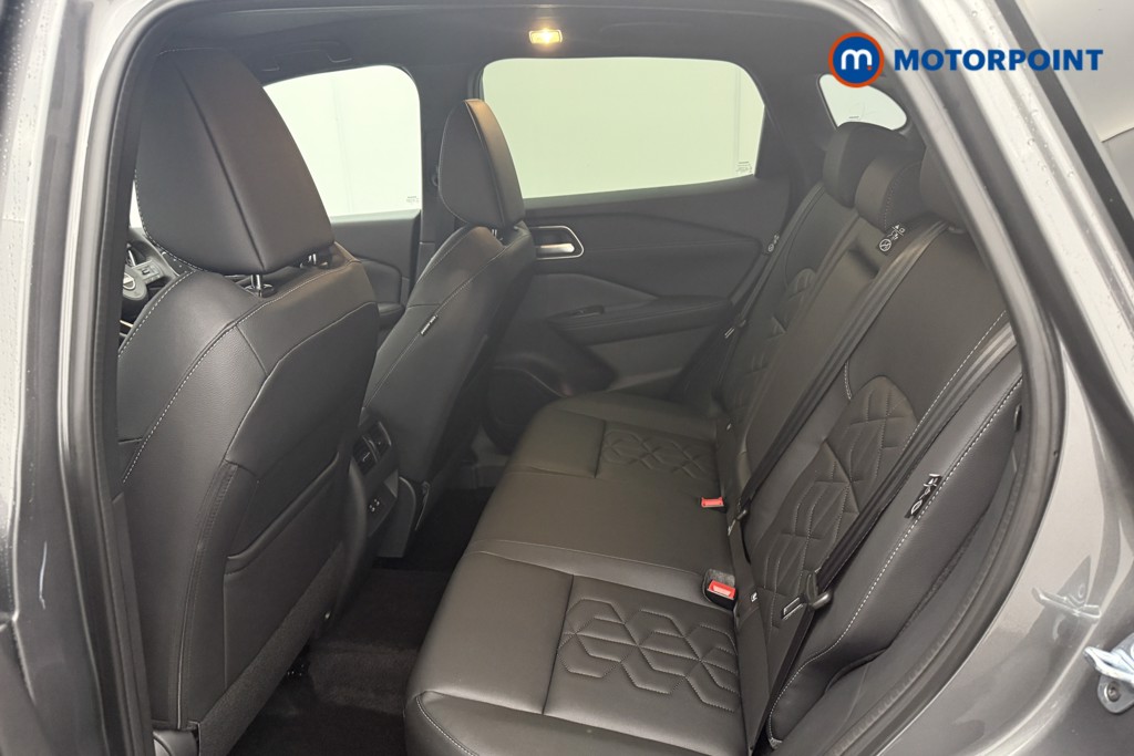 Nissan Qashqai Tekna Automatic Petrol SUV - Stock Number (1569883) - 4th supplementary image