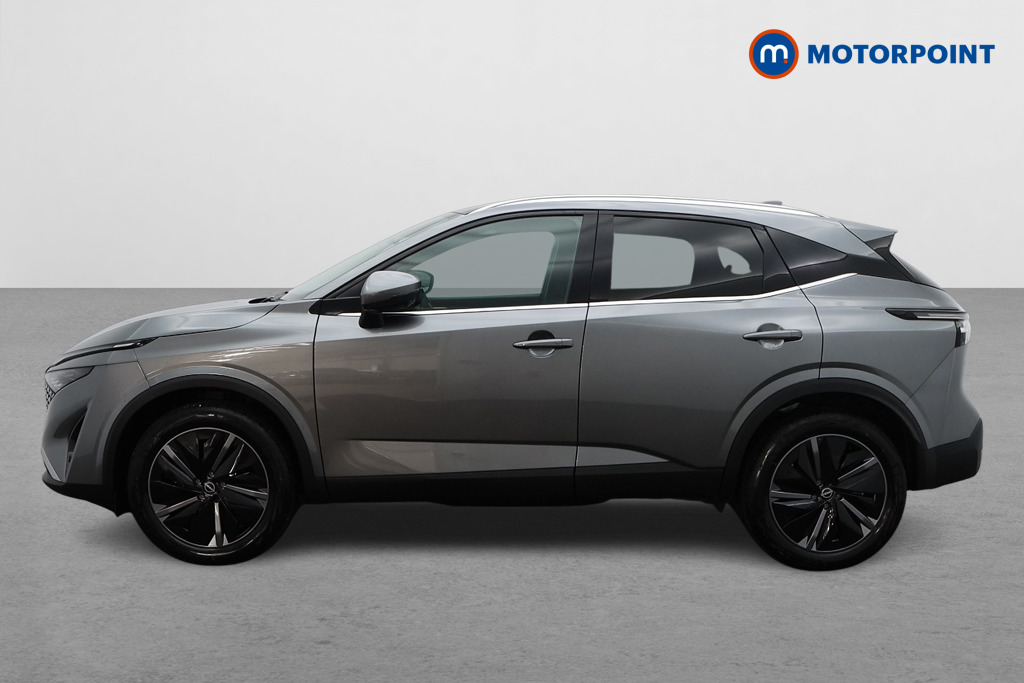 Nissan Qashqai Tekna Automatic Petrol SUV - Stock Number (1569883) - Passenger side