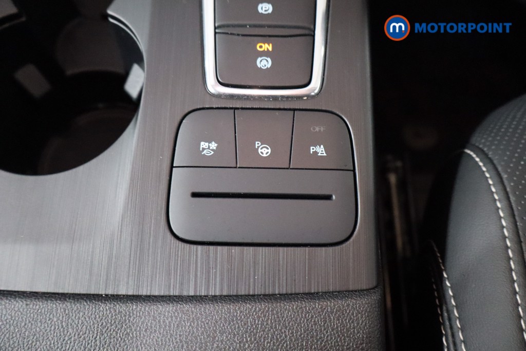 Ford Kuga Vignale Automatic Petrol-Electric Hybrid SUV - Stock Number (1572462) - 20th supplementary image