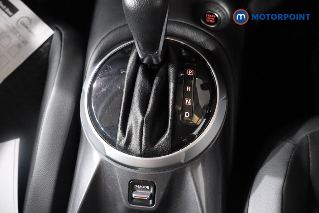 Nissan Juke N-Connecta Automatic Petrol SUV - Stock Number (1572659) - 5th supplementary image