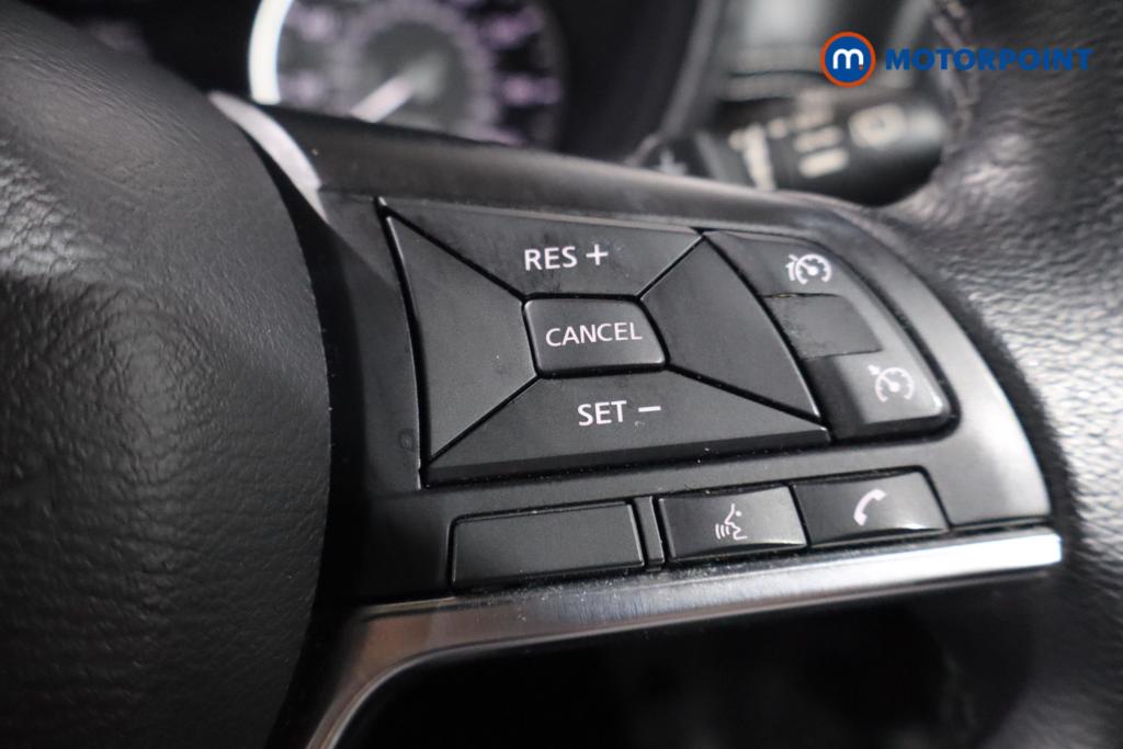 Nissan Juke N-Connecta Automatic Petrol SUV - Stock Number (1572659) - 8th supplementary image