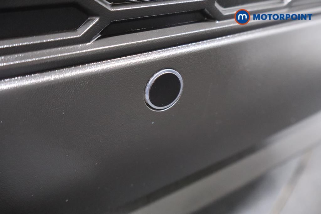 Nissan Juke N-Connecta Automatic Petrol SUV - Stock Number (1572659) - 17th supplementary image