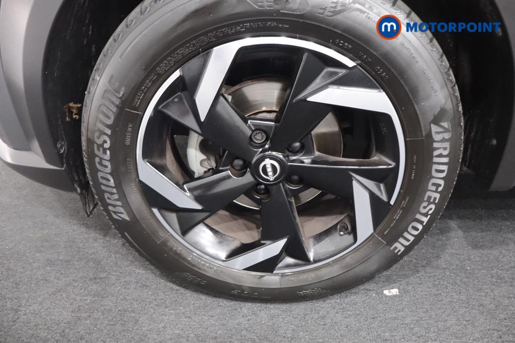 Nissan Juke N-Connecta Automatic Petrol SUV - Stock Number (1572659) - 22nd supplementary image