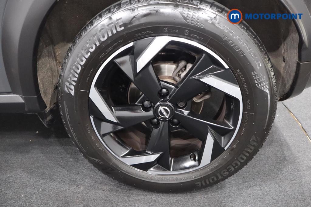 Nissan Juke N-Connecta Automatic Petrol SUV - Stock Number (1572659) - 23rd supplementary image