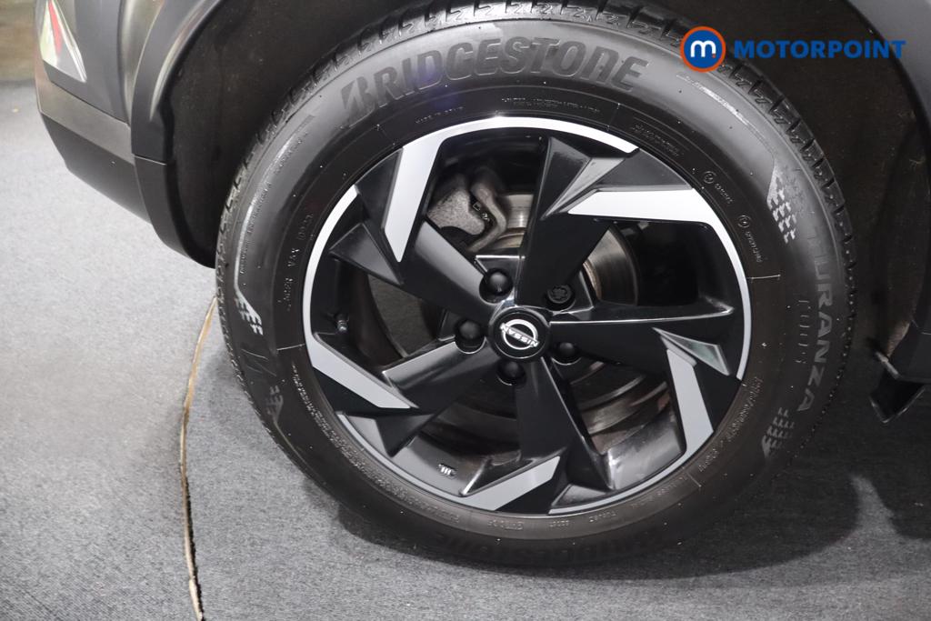 Nissan Juke N-Connecta Automatic Petrol SUV - Stock Number (1572659) - 24th supplementary image