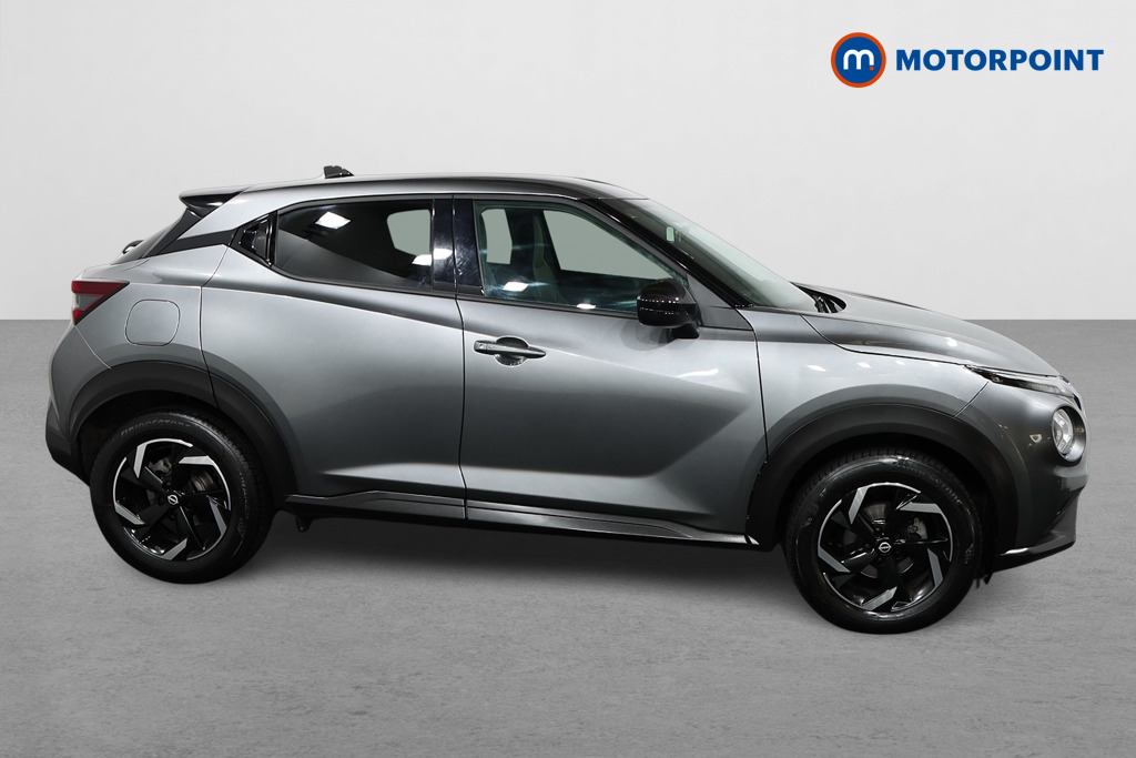 Nissan Juke N-Connecta Automatic Petrol SUV - Stock Number (1572659) - Drivers side