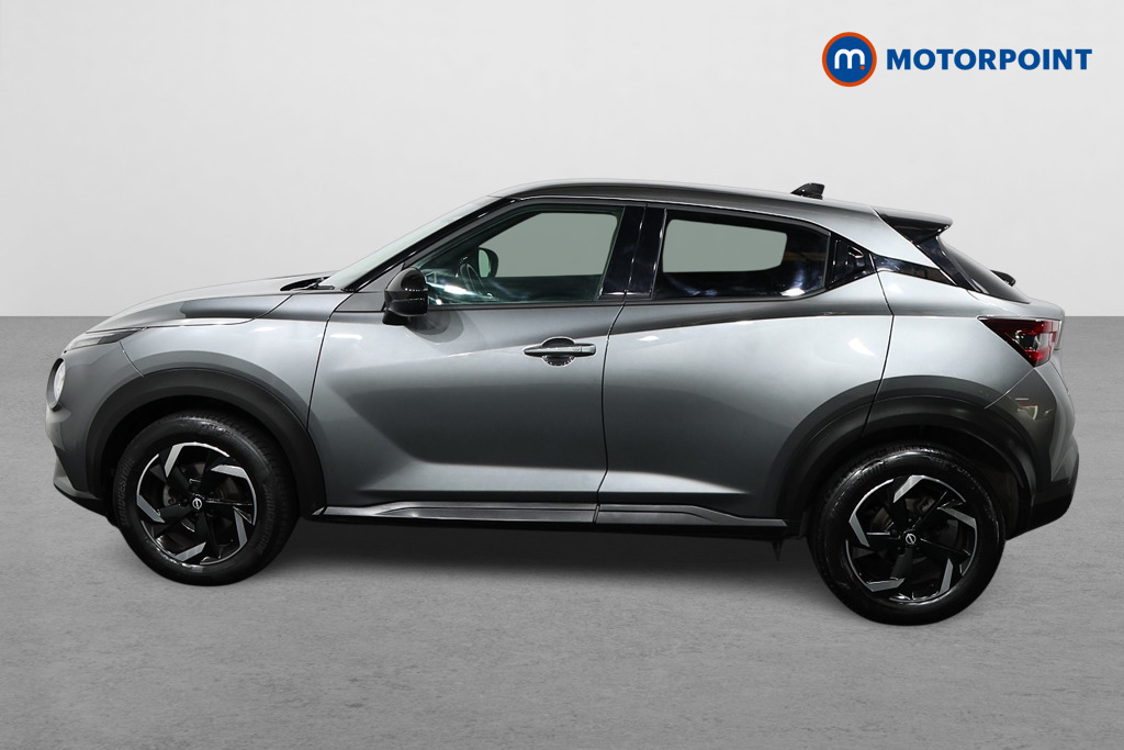 Nissan Juke N-Connecta Automatic Petrol SUV - Stock Number (1572659) - Passenger side