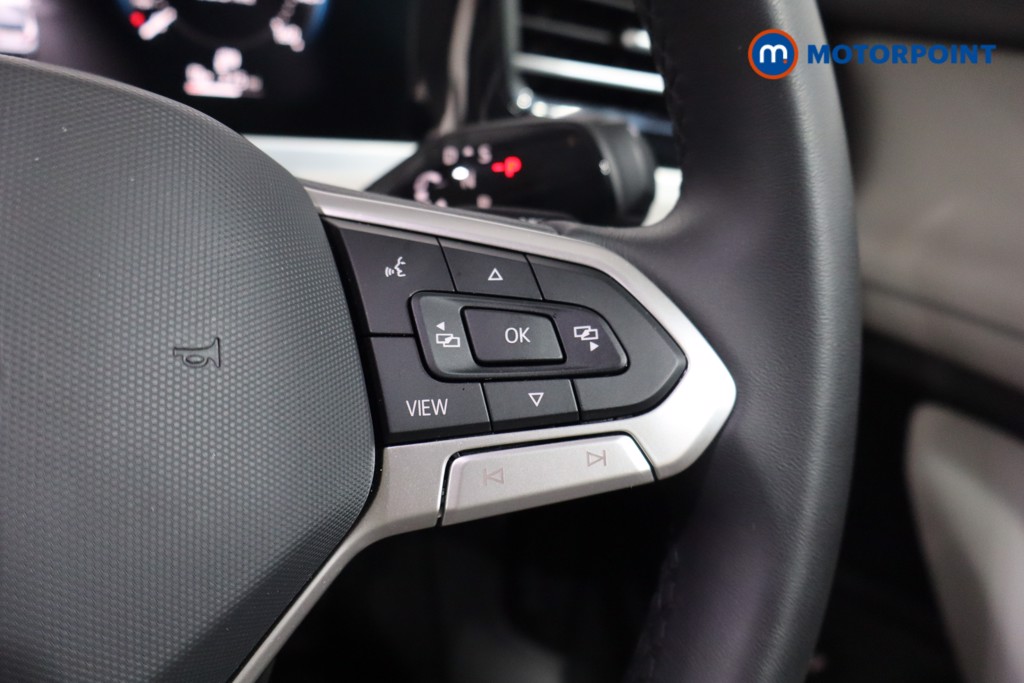 Volkswagen Passat Life Automatic Petrol Plug-In Hybrid Estate - Stock Number (1573323) - 9th supplementary image
