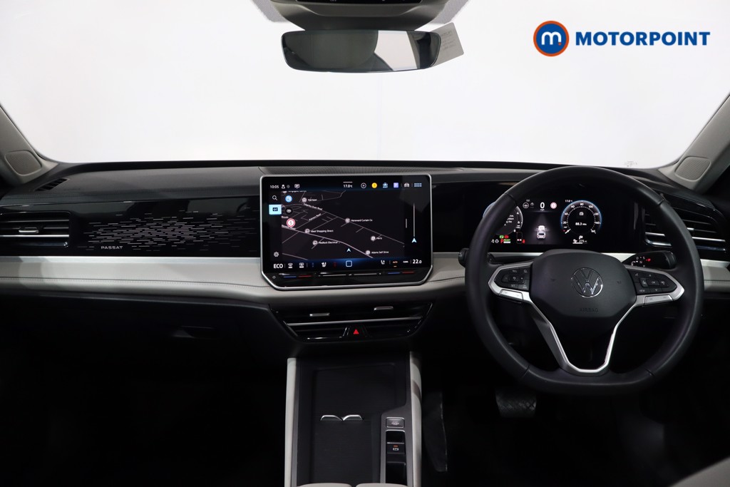 Volkswagen Passat Life Automatic Petrol Plug-In Hybrid Estate - Stock Number (1573323) - 1st supplementary image