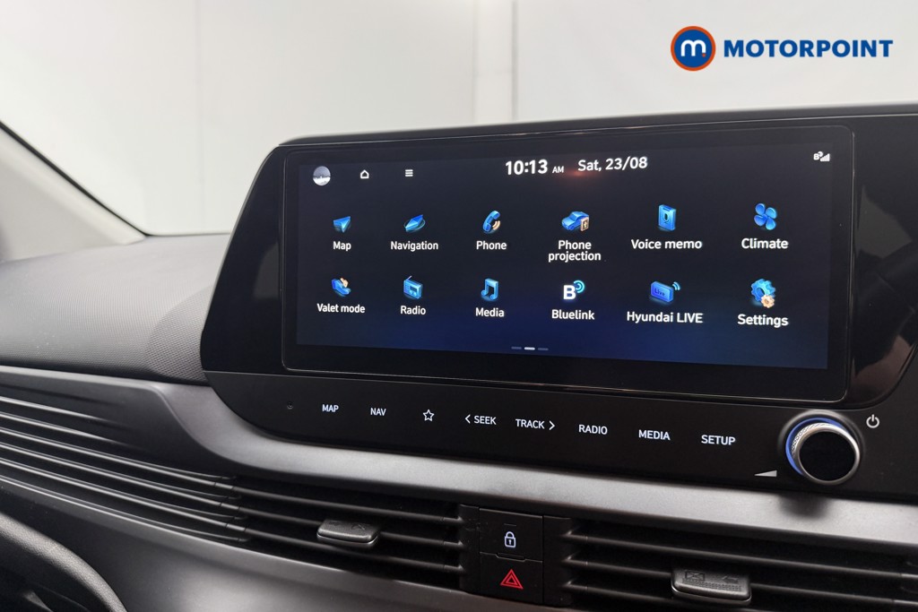 Hyundai Bayon Premium Automatic Petrol-Electric Hybrid SUV - Stock Number (1573558) - 10th supplementary image