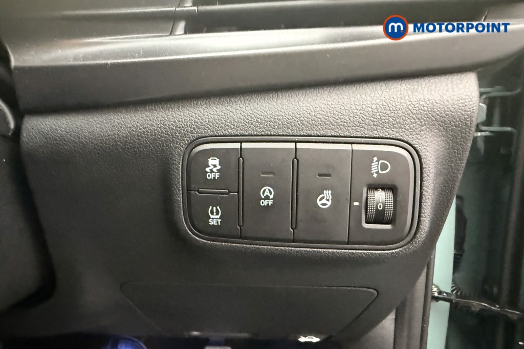 Hyundai Bayon Premium Automatic Petrol-Electric Hybrid SUV - Stock Number (1573558) - 16th supplementary image