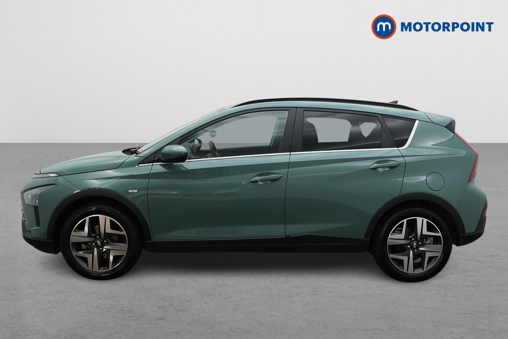 Hyundai Bayon Premium Automatic Petrol-Electric Hybrid SUV - Stock Number (1573558) - Passenger side