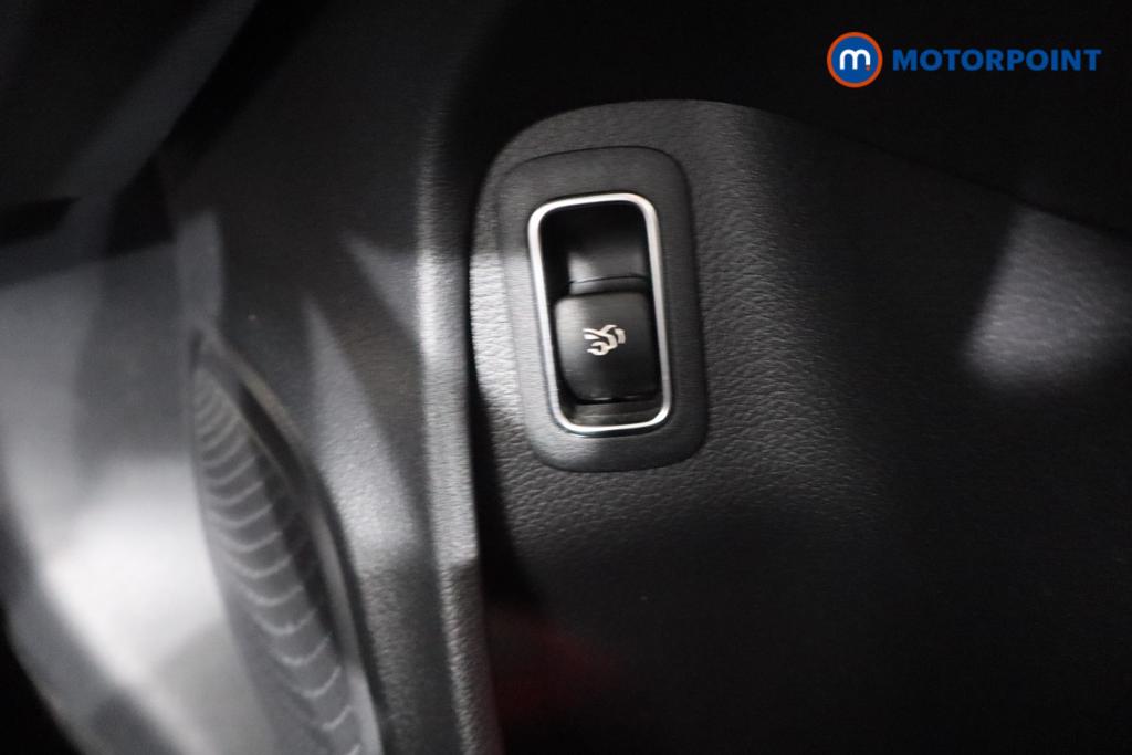 Mercedes-Benz CLA Amg Line Automatic Petrol Coupe - Stock Number (1574238) - 12th supplementary image
