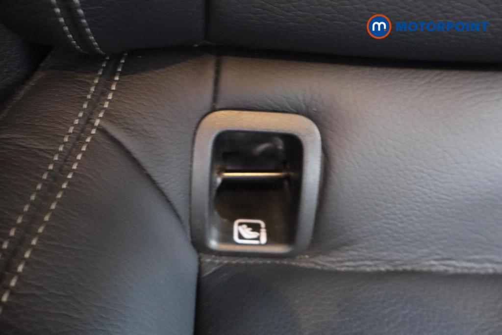 Mercedes-Benz CLA Amg Line Automatic Petrol Coupe - Stock Number (1574238) - 16th supplementary image