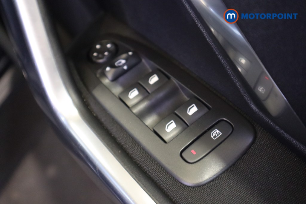 Peugeot 2008 Allure Premium Manual Petrol SUV - Stock Number (1566490) - 4th supplementary image