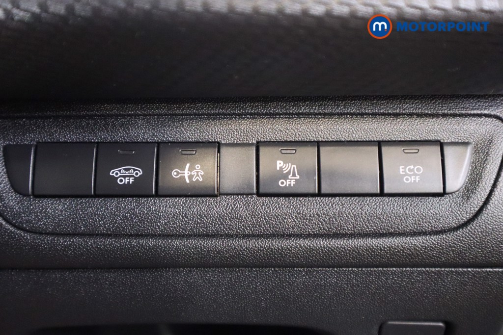 Peugeot 2008 Allure Premium Manual Petrol SUV - Stock Number (1566490) - 6th supplementary image